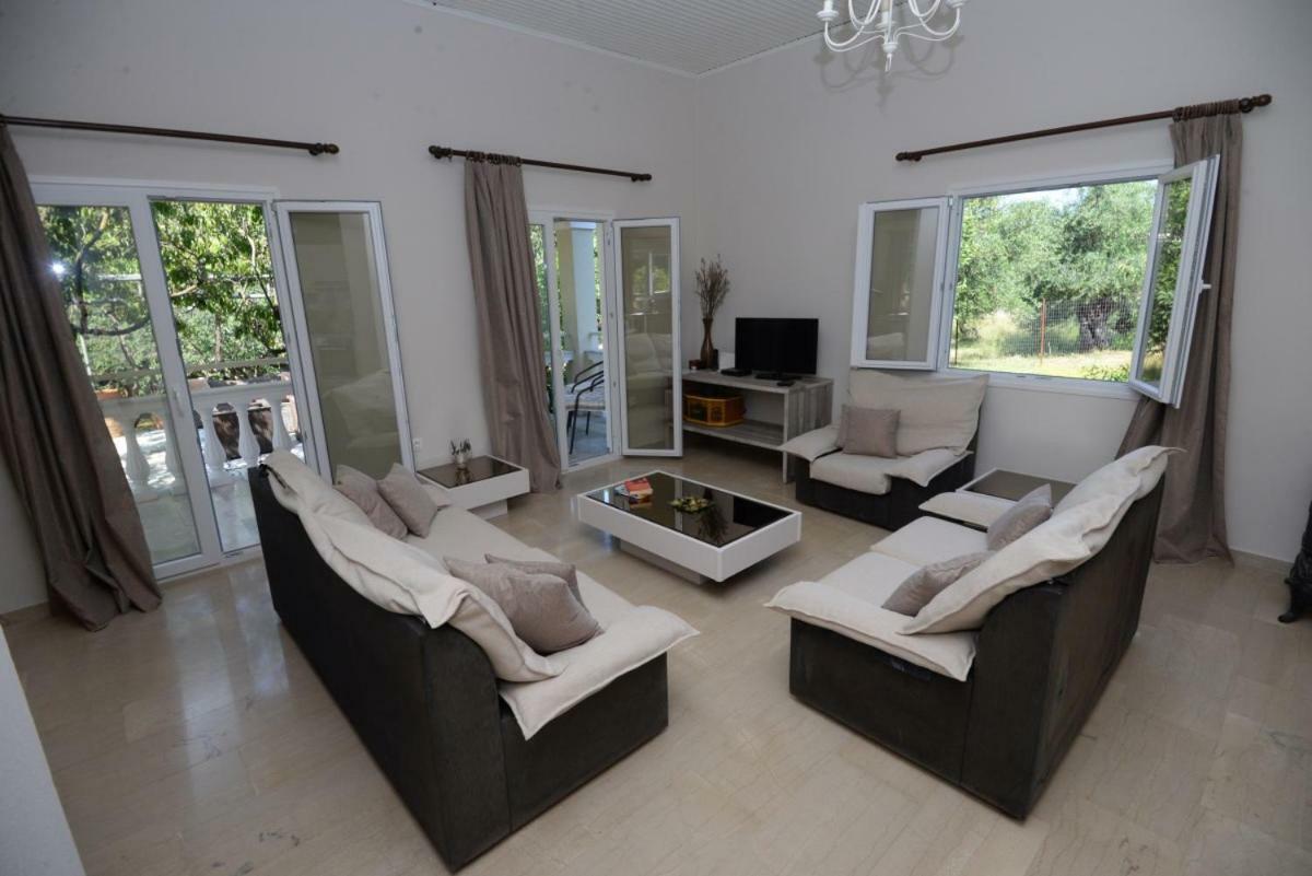 The Olive Grove House Villa Kassiopi Eksteriør billede